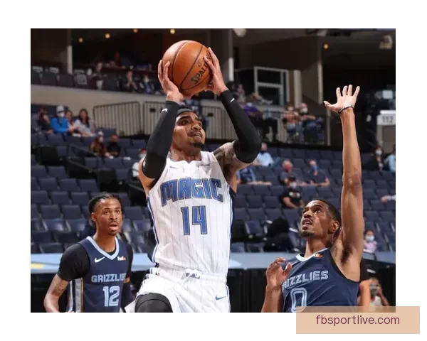 科尔谈梅尔顿拇指伤势困扰及球队第三节崩盘问题