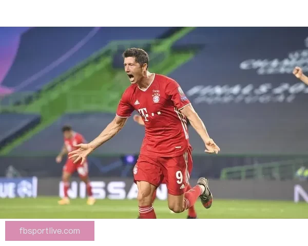 莱万仅用109场便突破100粒联赛进球 成弗里克治下进攻核心